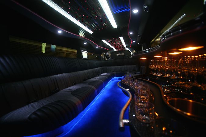 hummer the general limo RSV Limo Hire 5